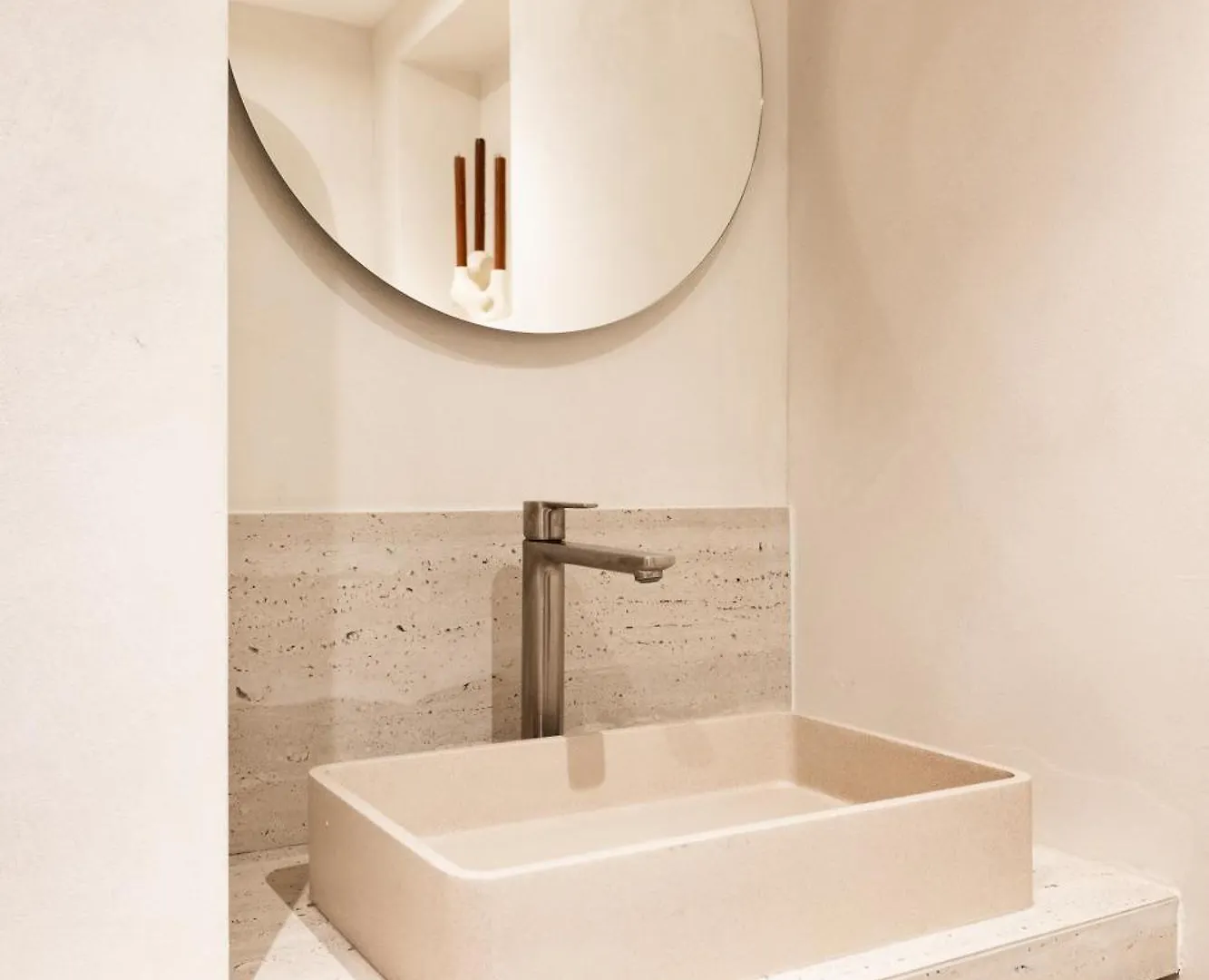 פריז 4P 1Br - Fully Renovated - Step From Place Vendome דירה